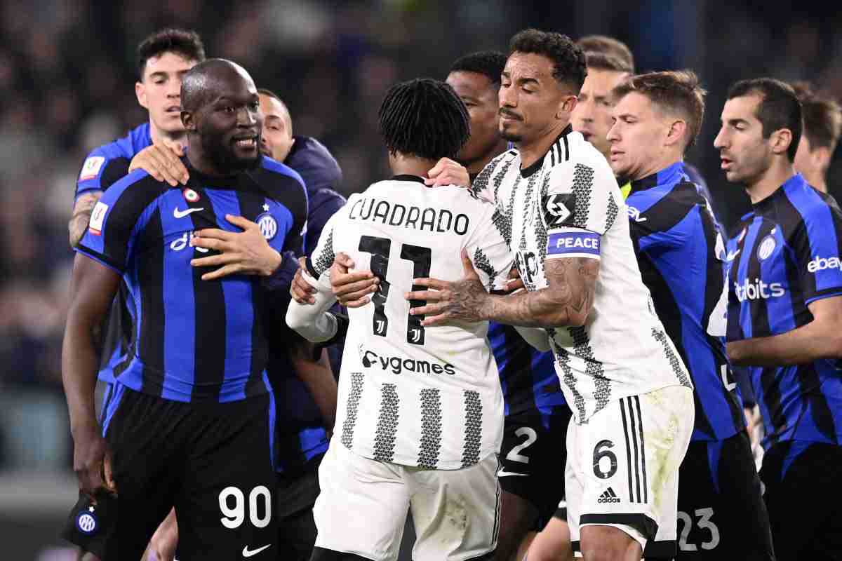 Lukaku yêu cầu Juventus phải xin lỗi