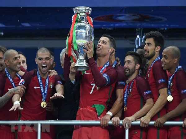 Đội tuyển Bồ Đào Nha vô địch euro năm nào trong lịch sử?