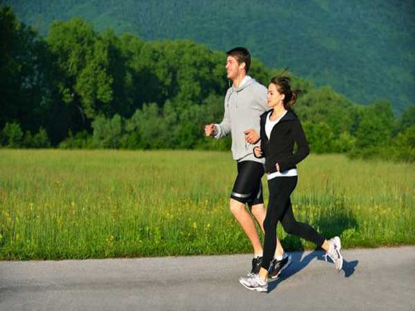 Chạy bộ có giảm mỡ bụng không?