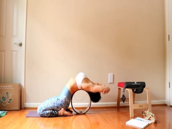 Tập Yoga với vòng: 5 tư thế được áp dụng nhiều nhất